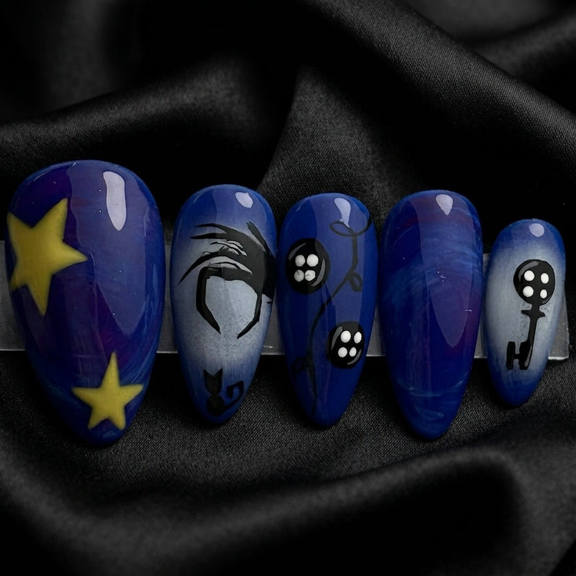 Press on nails Coraline