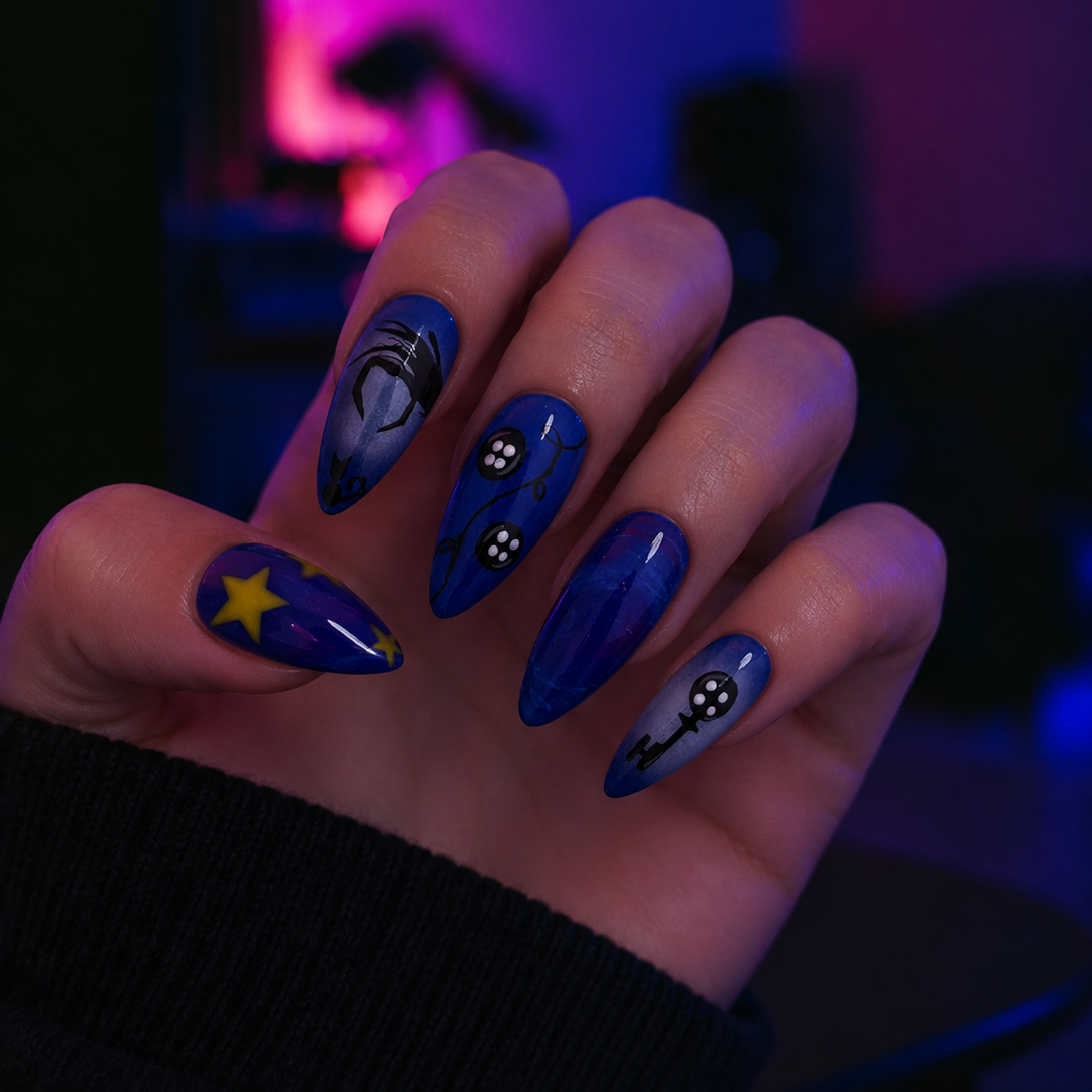 Press on nails Coraline